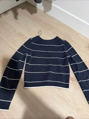 H&M sweater